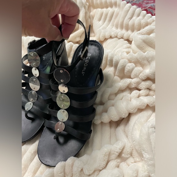 BCB Girls Dressy Black Shoes, size 8. - Picture 2 of 11